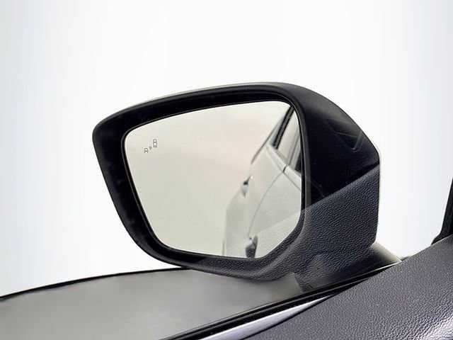 Used 2022 Mitsubishi Eclipse Cross SE image 36