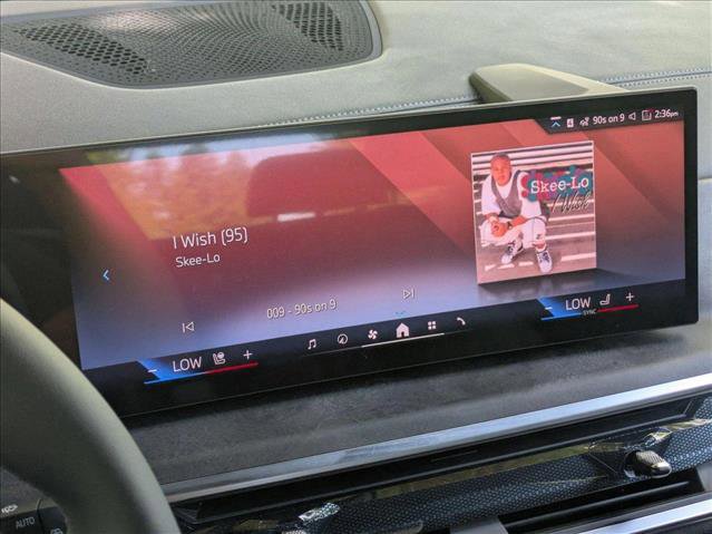 New 2026 BMW X7 xDrive40i w/ Premium Package image 12