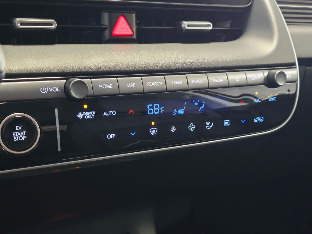 New 2025 Hyundai Ioniq 5 SEL image 26