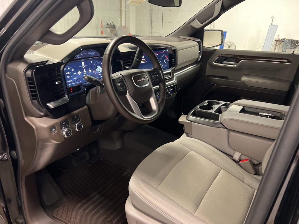 Certified 2023 GMC Sierra 1500 SLE image 9