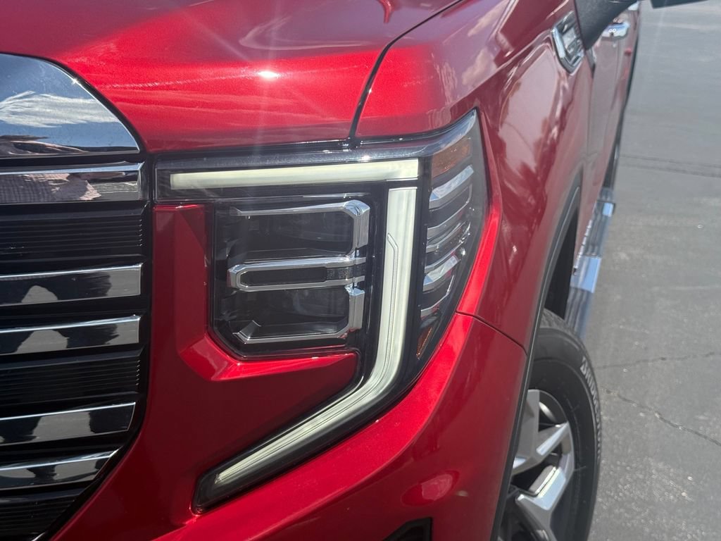 Used 2023 GMC Sierra 1500 SLT RWD image 2