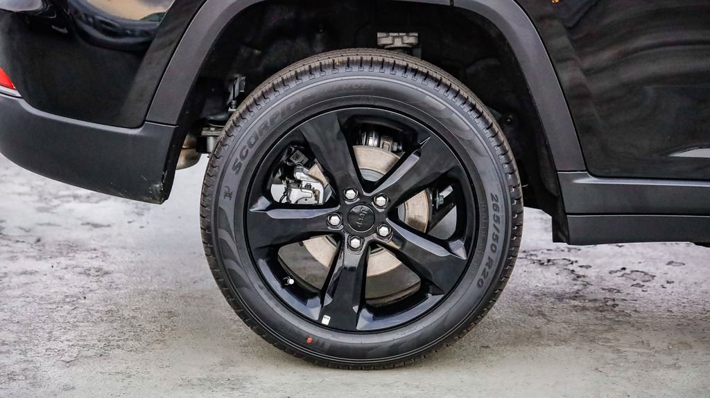 New 2026 Jeep Grand Cherokee Limited w/ Limited Altitude Package image 12