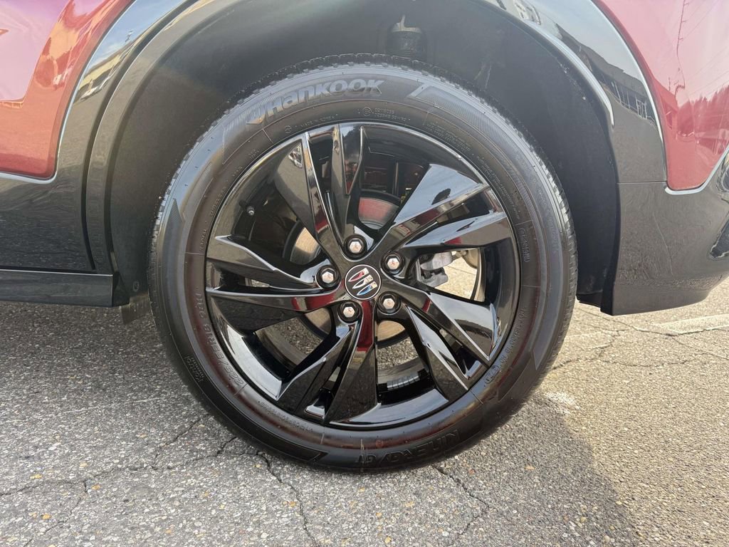 Used 2025 Buick Encore GX Sport Touring image 11