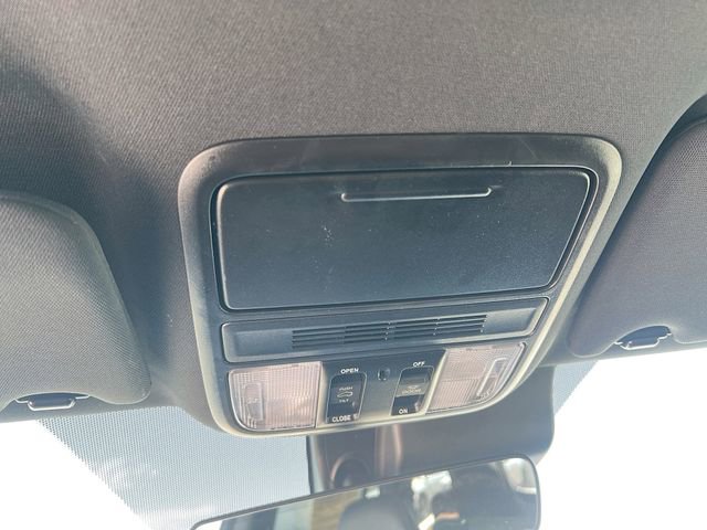 Used 2022 Honda Pilot TrailSport image 20