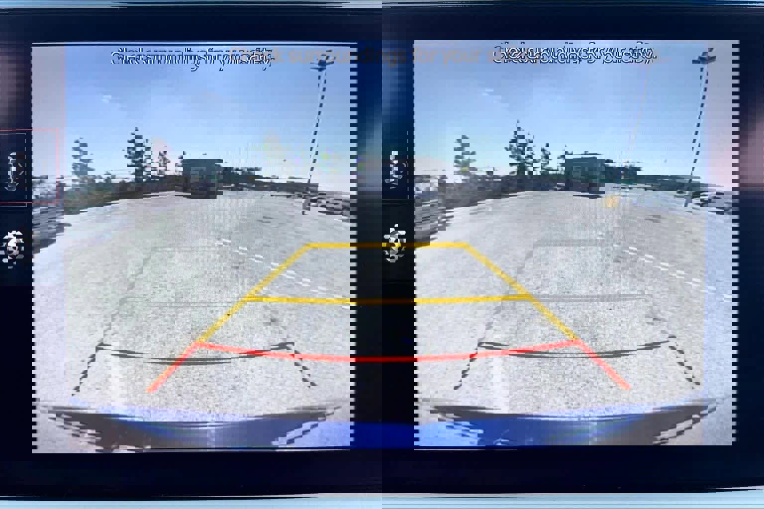 Used 2023 Genesis G70 2.0T w/ Sport Prestige Package image 27