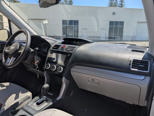 Used 2017 Subaru Forester 2.5i Premium AWD/4WD image 21