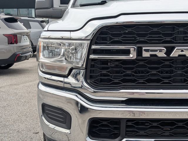 Used 2024 RAM 2500 Tradesman w/ Chrome Appearance Group image 8