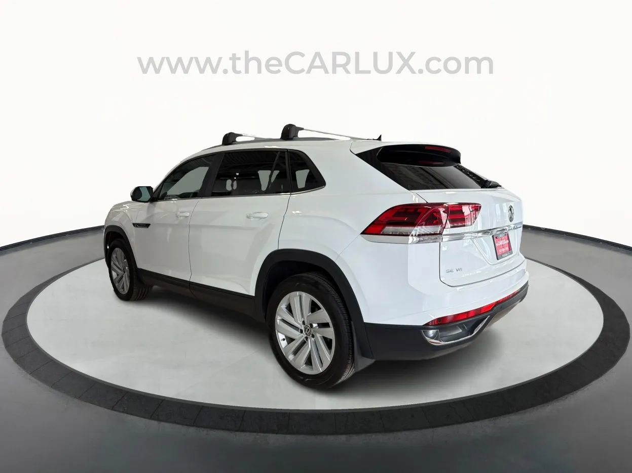 Used 2022 Volkswagen Atlas Cross Sport SE image 5