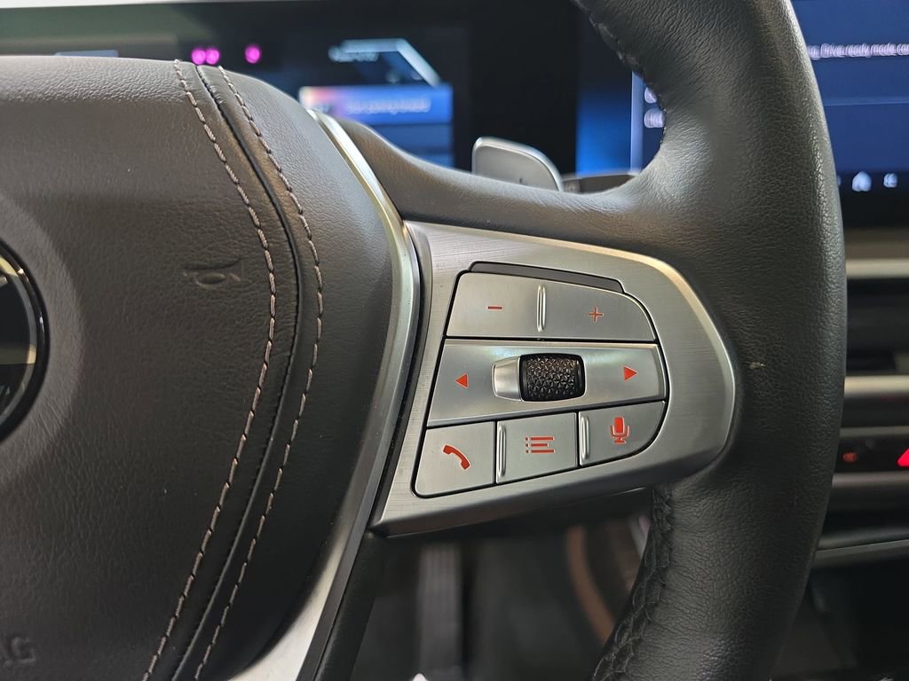 Certified 2024 BMW X7 xDrive40i image 18