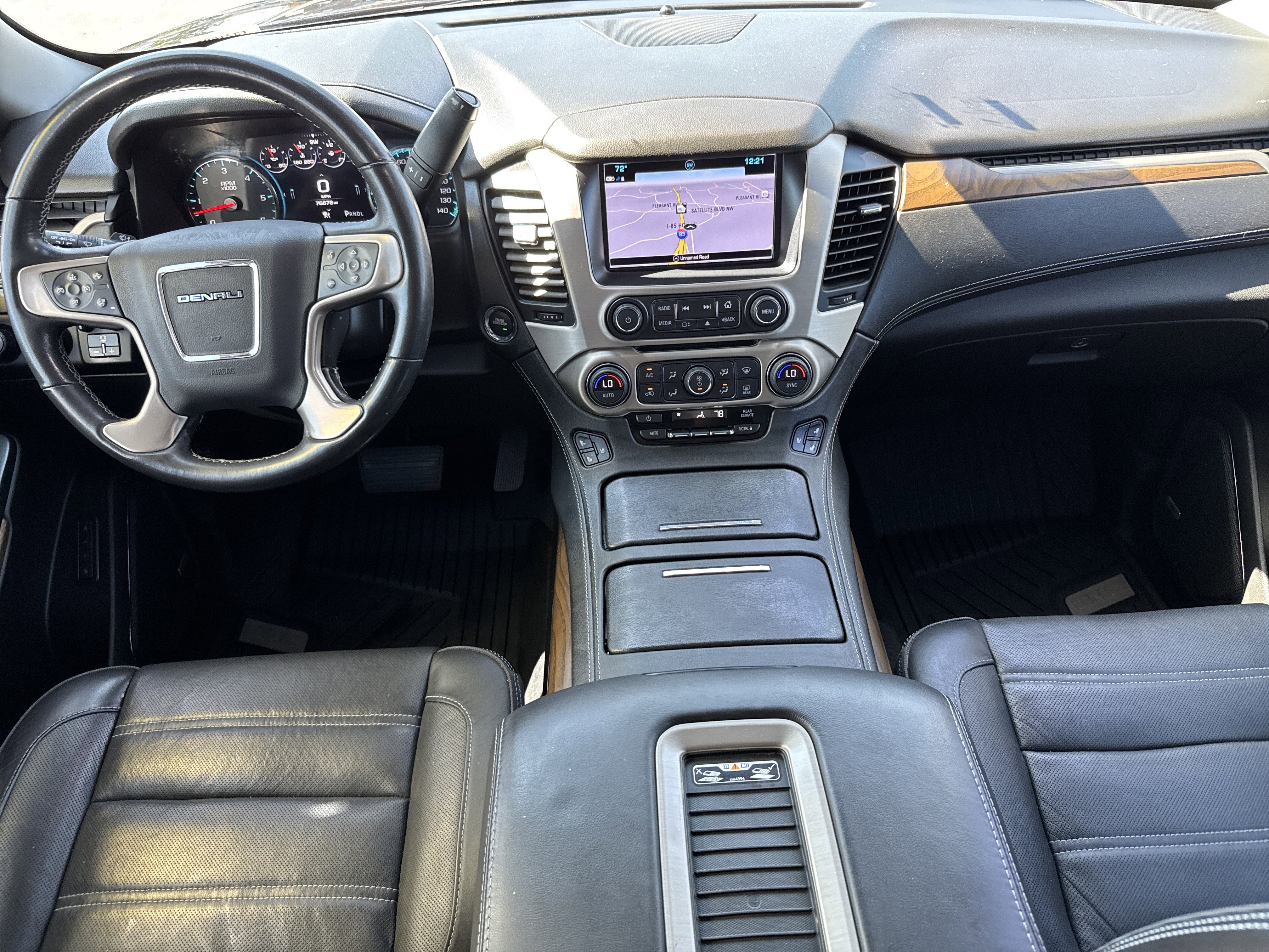 Used 2020 GMC Yukon Denali w/ Open Road Package image 31