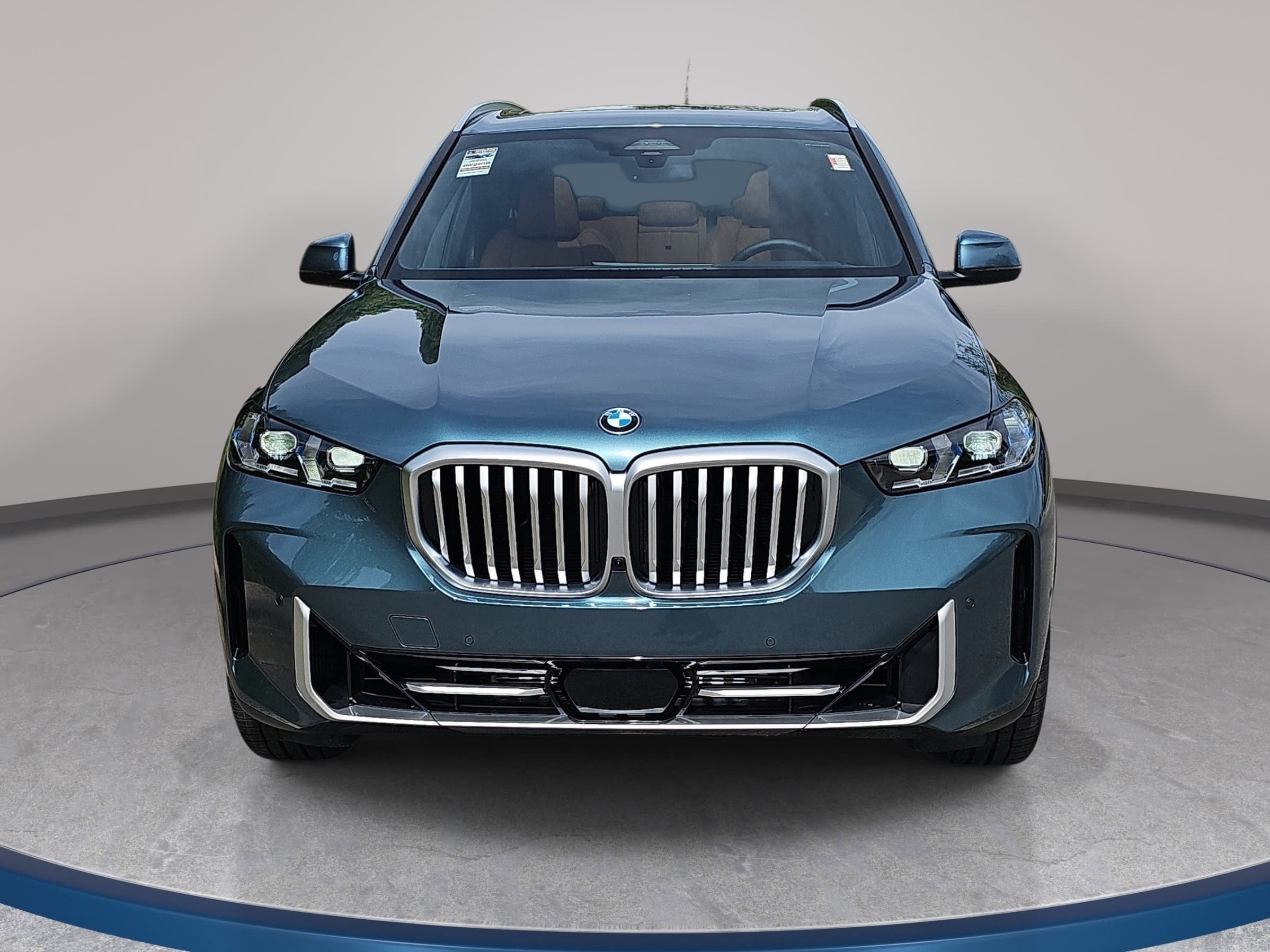 New 2026 BMW X5 xDrive40i w/ Premium Package AWD/4WD image 2