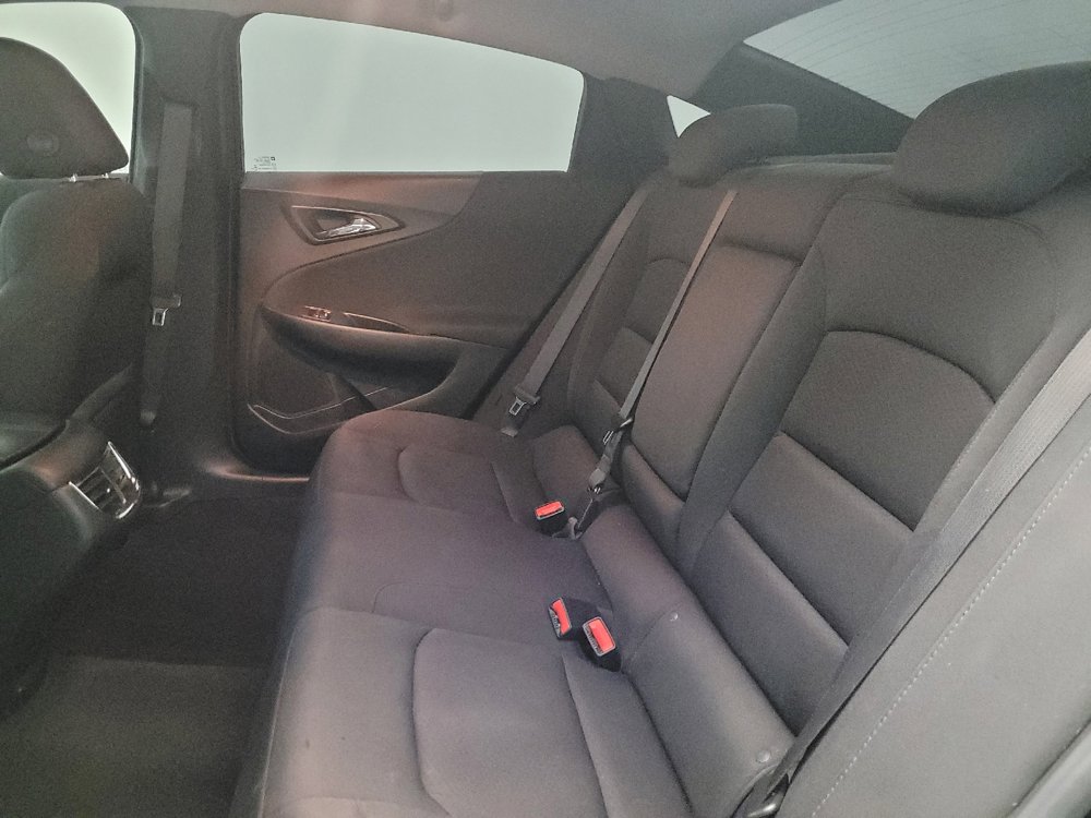 Used 2021 Chevrolet Malibu LT FWD image 18
