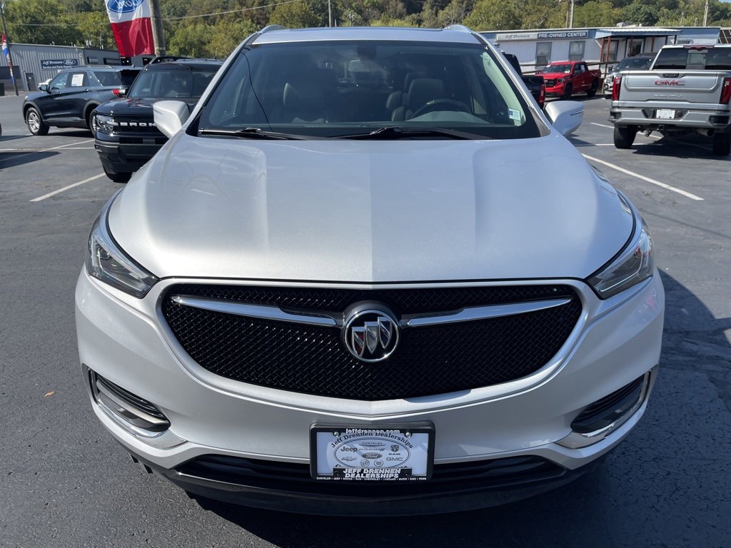 Used 2021 Buick Enclave Essence image 5