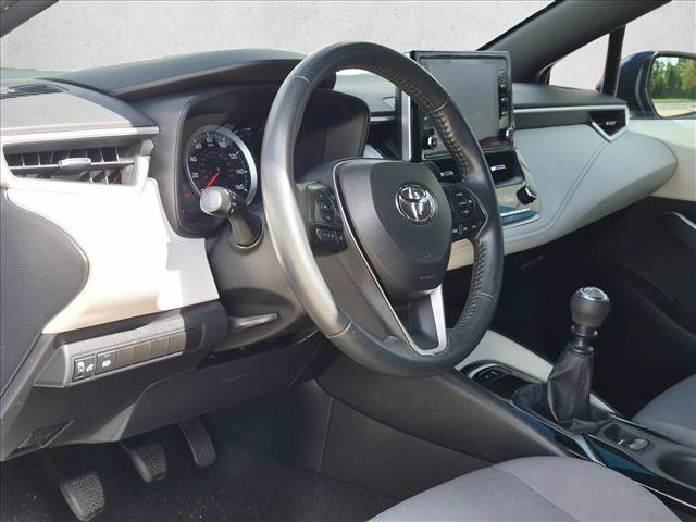 Used 2021 Toyota Corolla SE FWD image 2