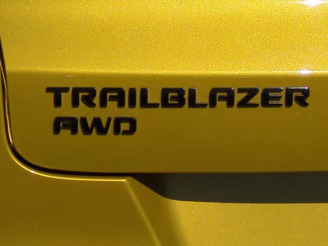 Used 2023 Chevrolet TrailBlazer RS w/ Convenience Package AWD/4WD image 10