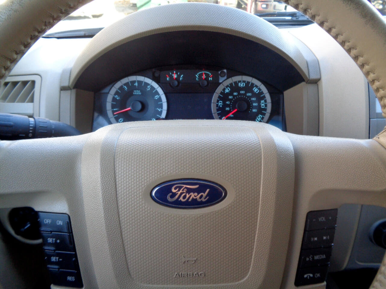 Used 2012 Ford Escape XLT image 32