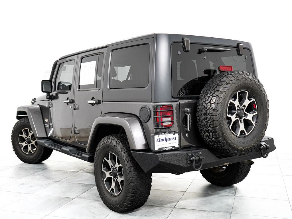 Used 2014 Jeep Wrangler Unlimited Sahara w/ Connectivity Group AWD/4WD image 5