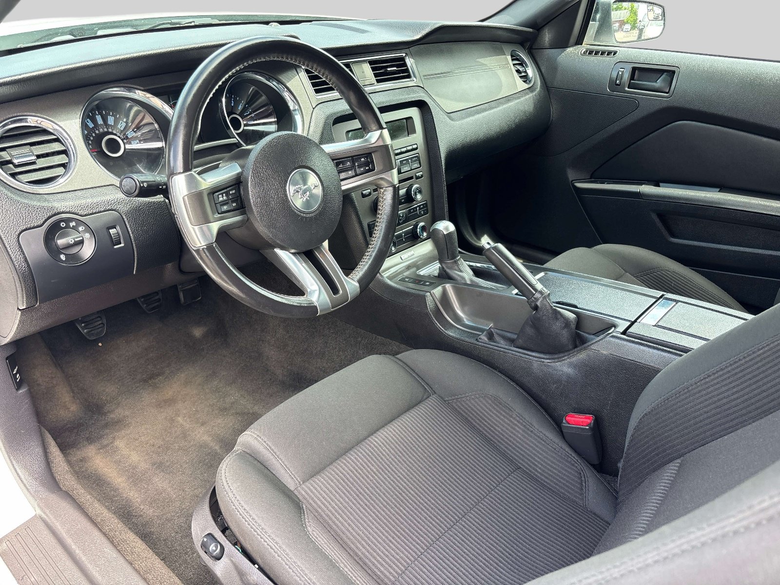 Used 2014 Ford Mustang Coupe w/ Equipment Group 102A RWD image 10