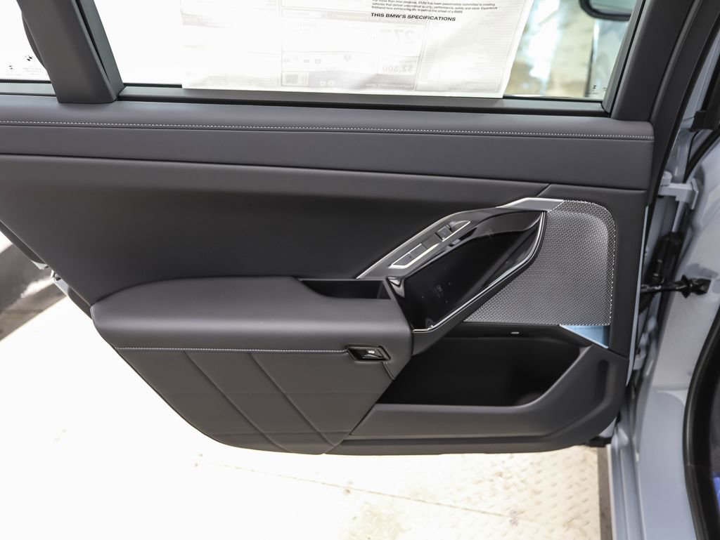 New 2026 BMW 740i xDrive w/ Premium Package image 19