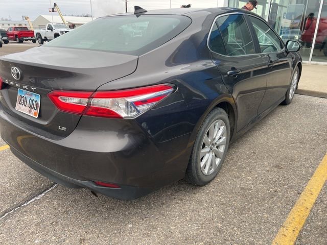 Used 2019 Toyota Camry LE image 12