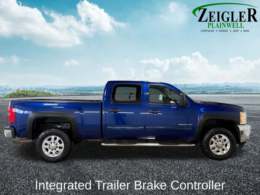 Used 2014 Chevrolet Silverado 2500 LT w/ Interior Plus Package image 11
