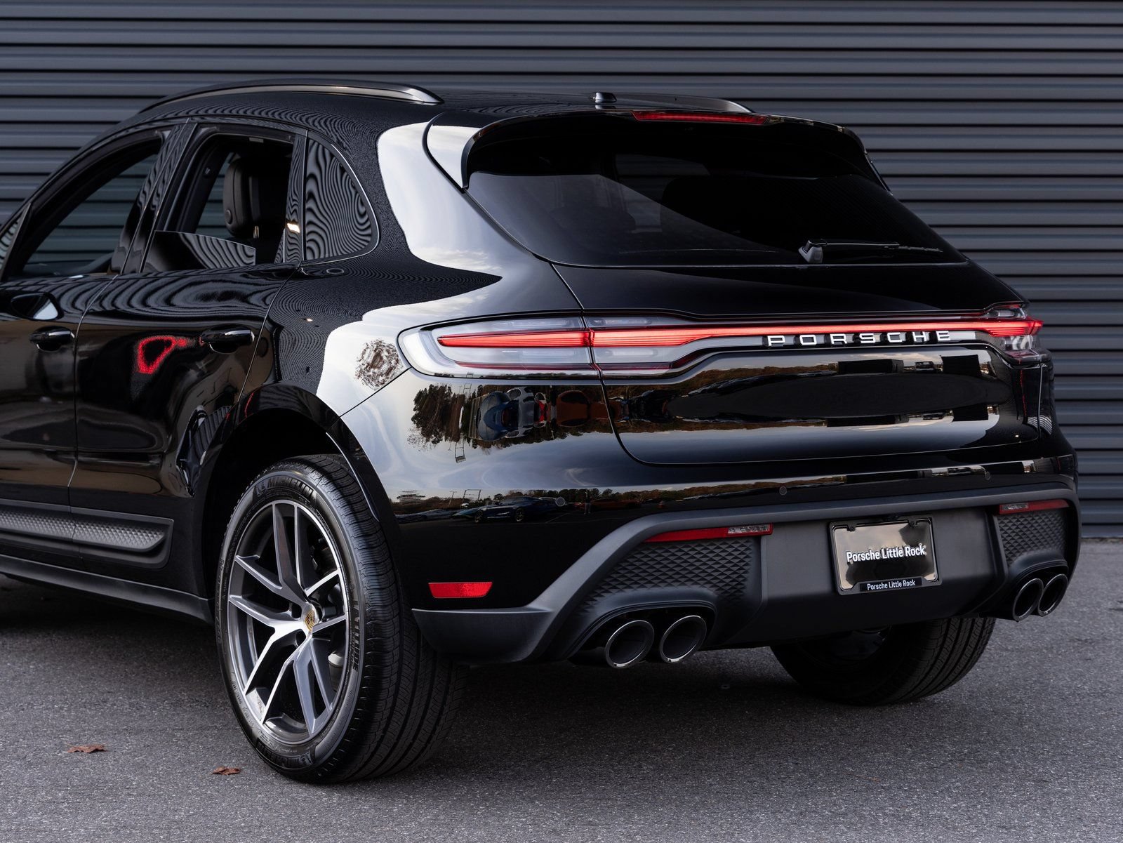 New 2026 Porsche Macan AWD/4WD image 11