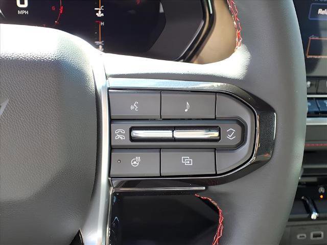 Used 2023 Chevrolet Colorado Z71 w/ Z71 Convenience Package 2 image 16