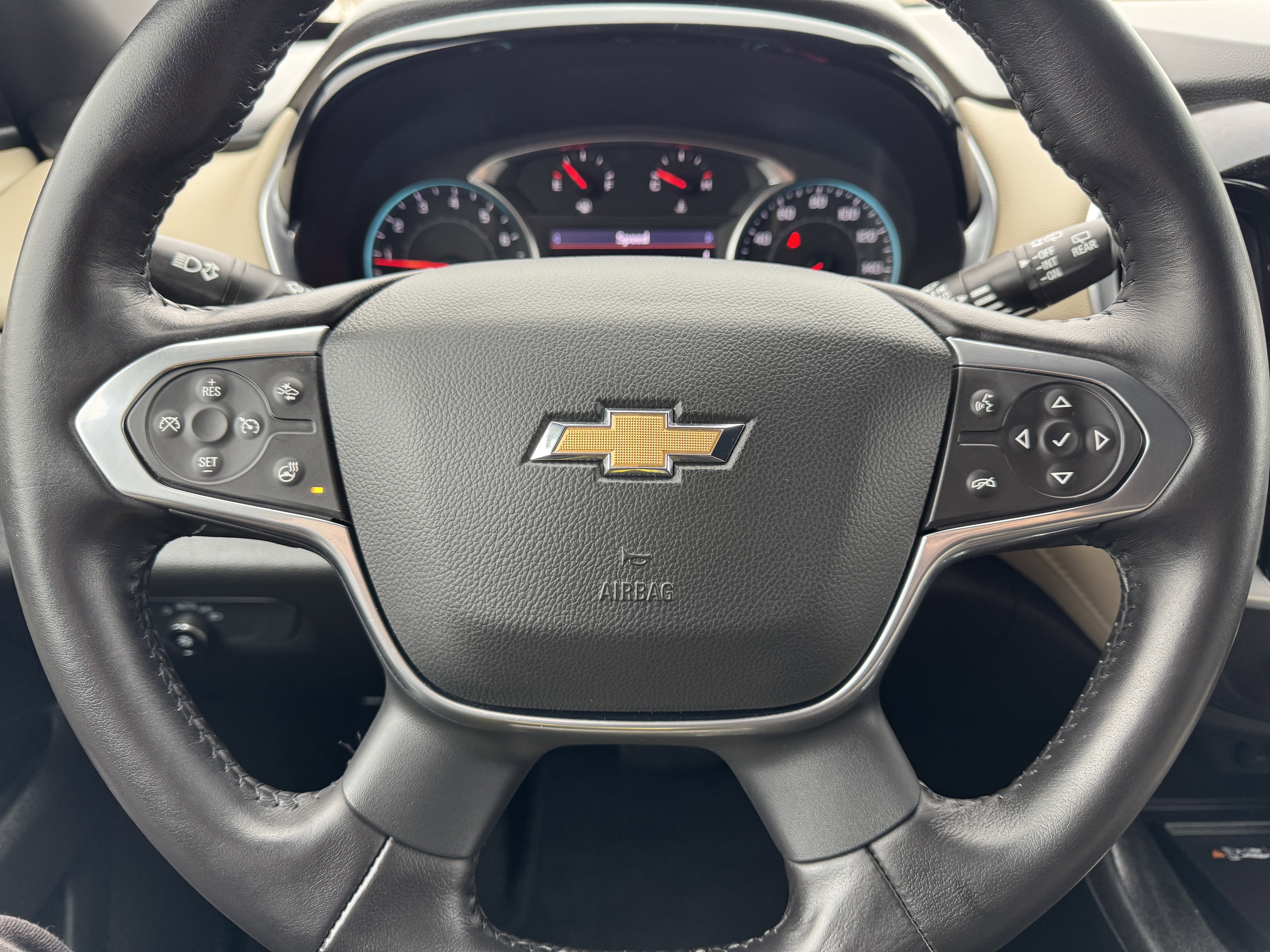 Certified 2022 Chevrolet Traverse LT image 38