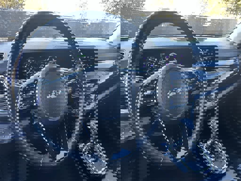 Certified 2024 Kia Seltos S image 13