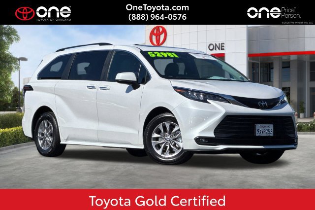 Certified 2026 Toyota Sienna XLE