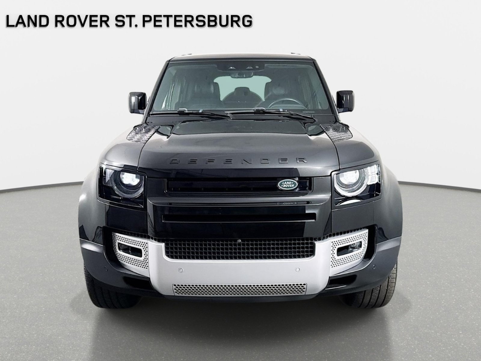 Used 2023 Land Rover Defender 110 S AWD/4WD image 2