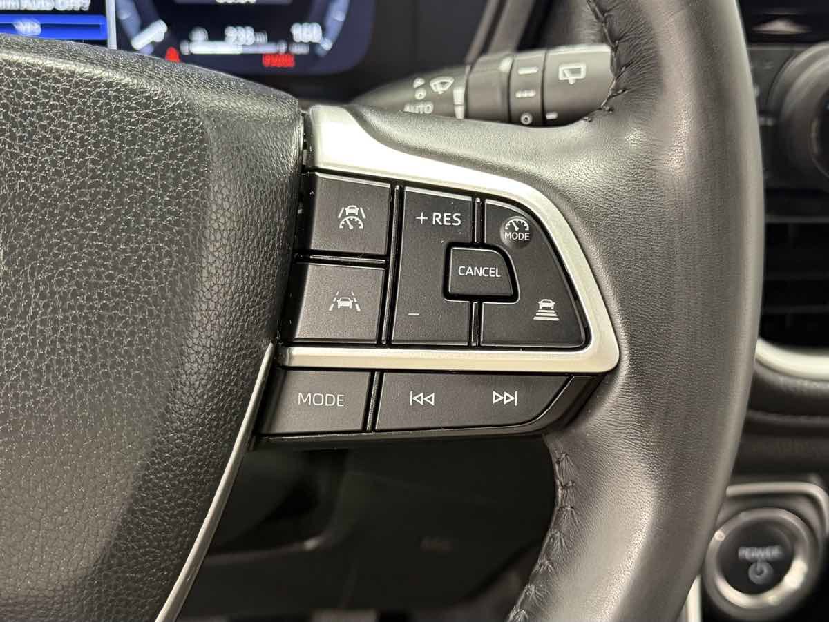 Used 2024 Toyota Grand Highlander Limited image 20