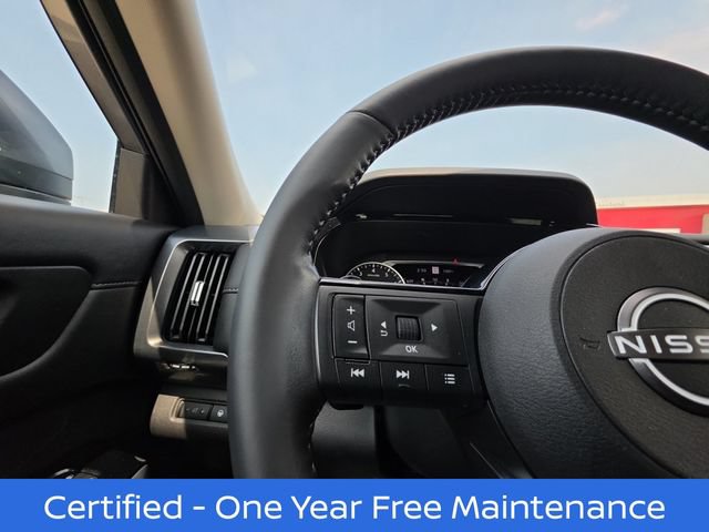 Certified 2025 Nissan Pathfinder SL FWD image 11