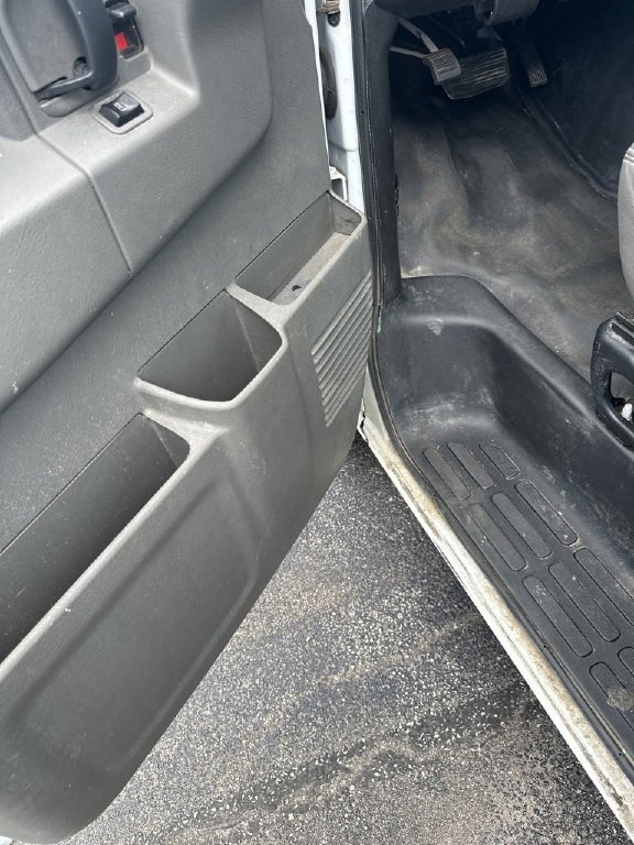 Used 2018 Chevrolet Express 2500 Work Van image 39