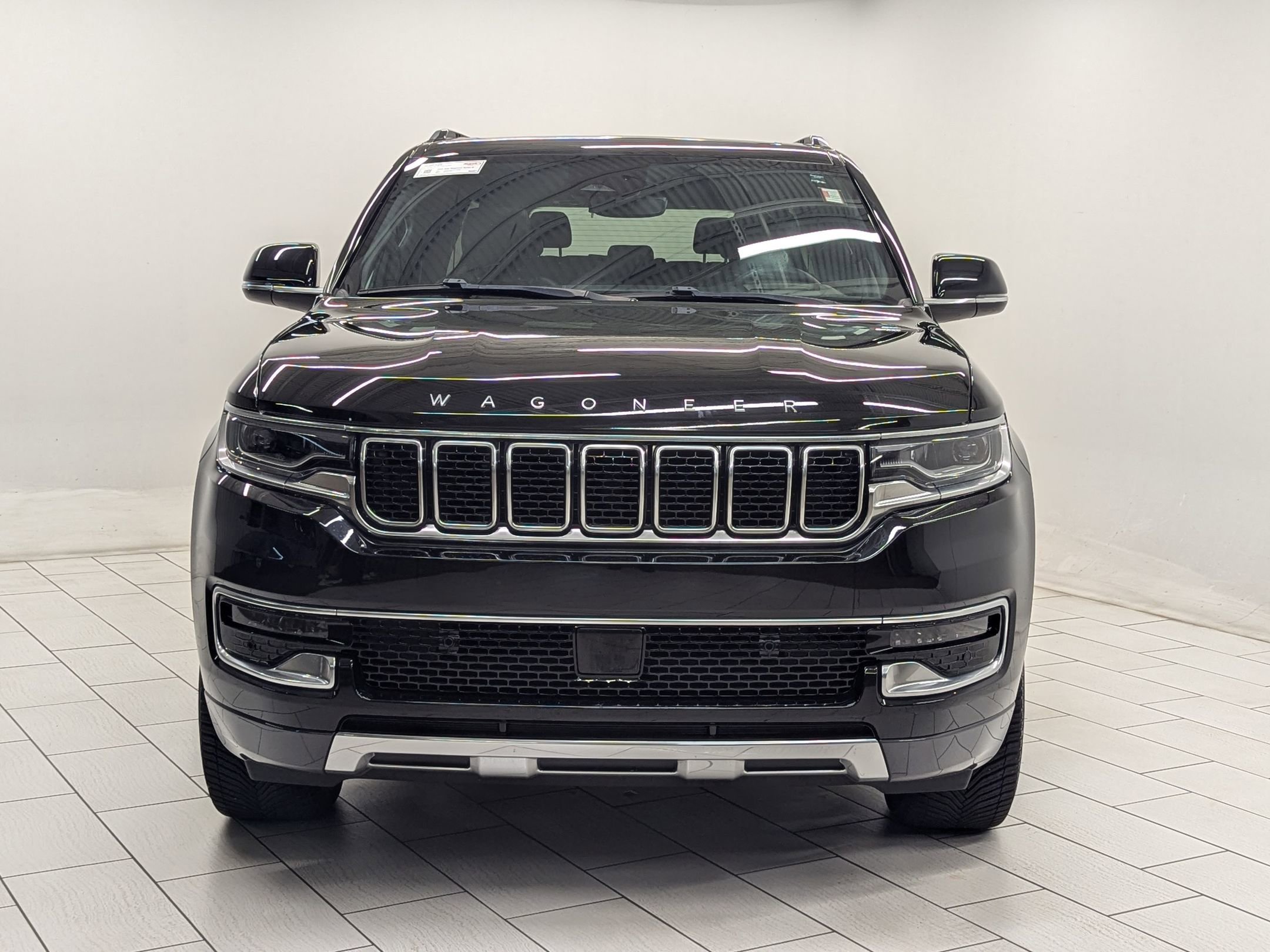 Used 2022 Jeep Wagoneer Series III w/ Premium Group I image 5