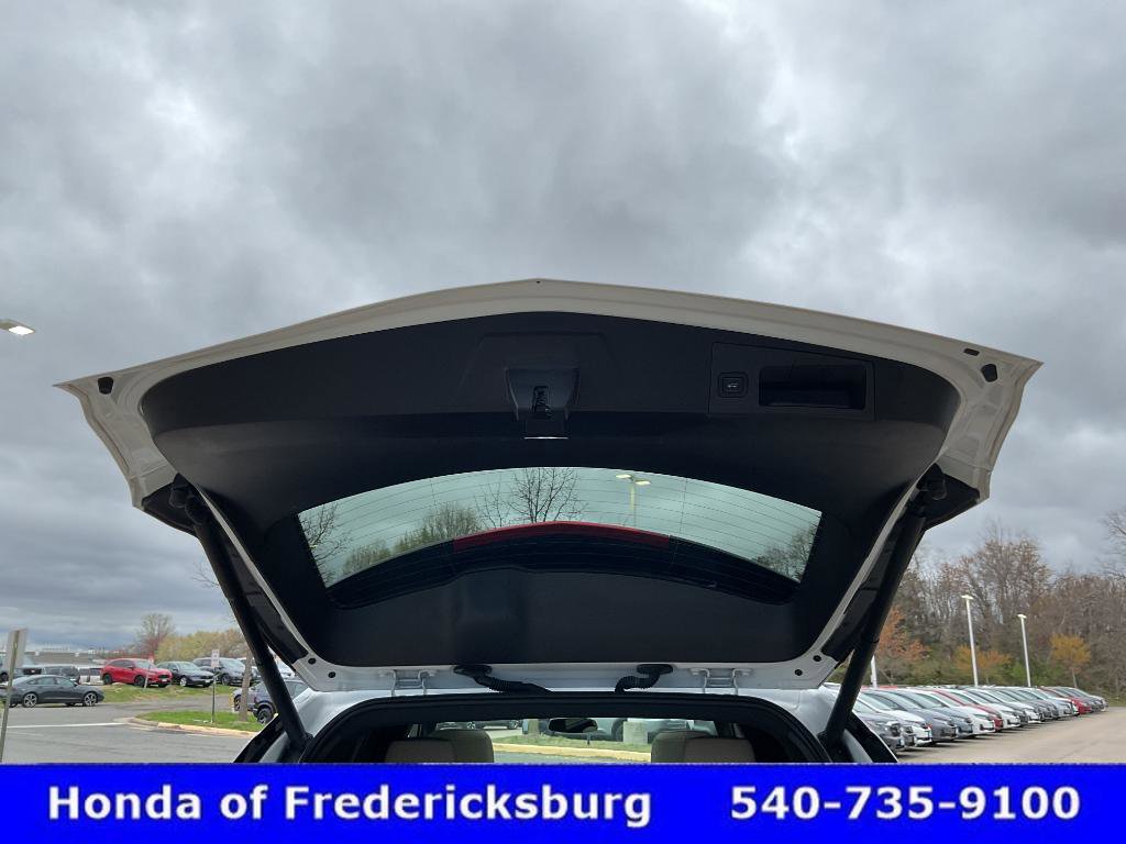 Used 2019 Cadillac XT5 Luxury FWD image 16