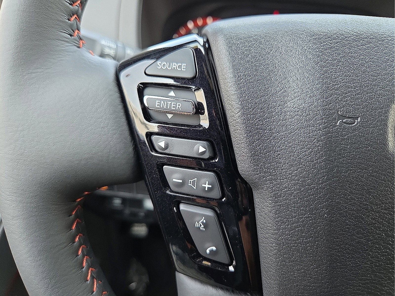 New 2026 Nissan Frontier PRO-4X w/ Pro-4x Convenience Package image 22