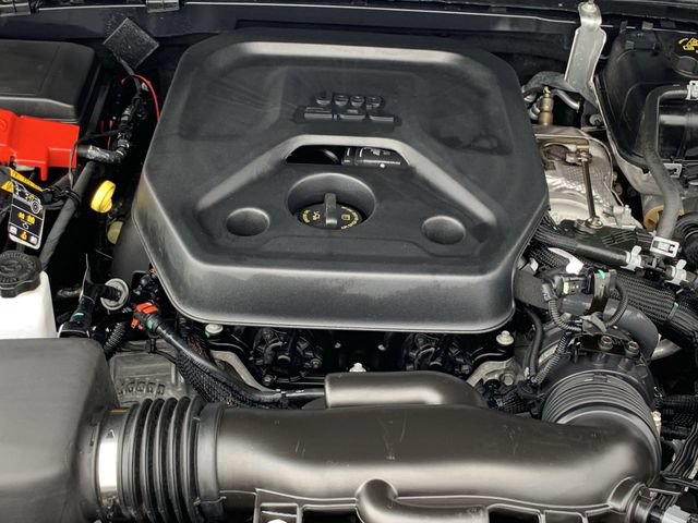 Used 2023 Jeep Wrangler Unlimited Rubicon w/ Cold Weather Group AWD/4WD image 29