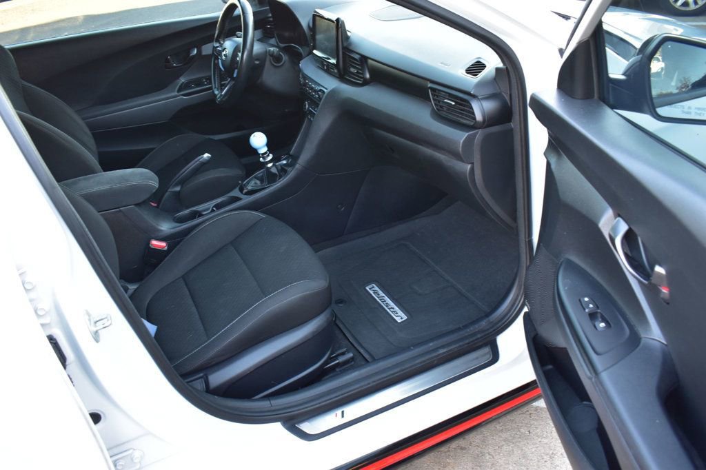 Used 2020 Hyundai Veloster N w/ Performance Package image 19