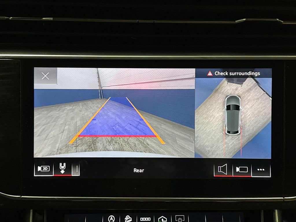 Used 2023 Audi RS Q8 w/ Black Optic Package image 11