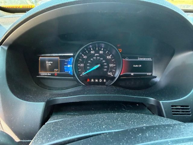 Used 2016 Ford Explorer XLT w/ Equipment Group 202A AWD/4WD image 9