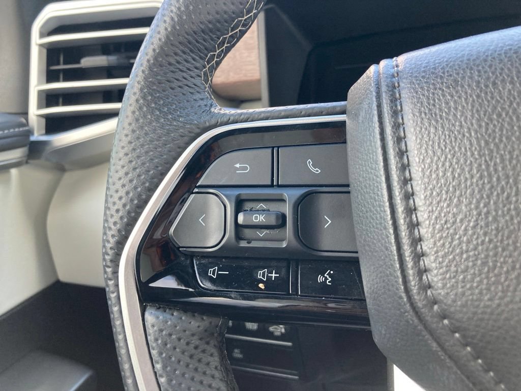 Certified 2025 Toyota Sequoia Capstone AWD/4WD image 16