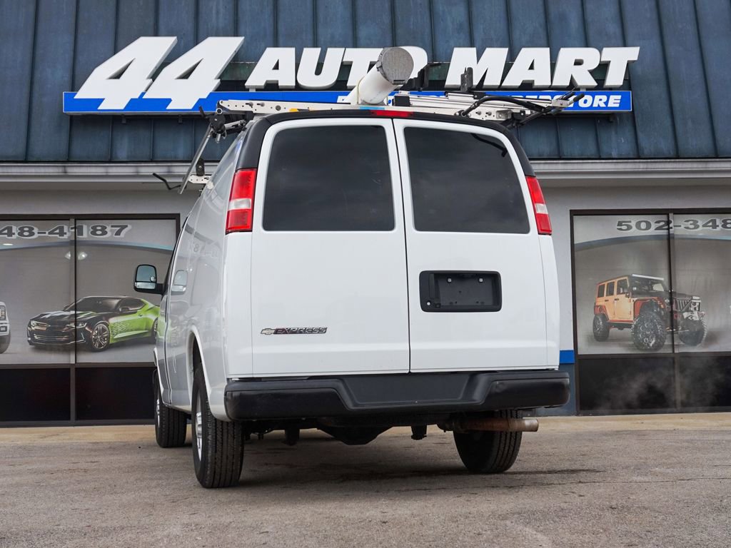 Used 2020 Chevrolet Express 2500 w/ Driver Convenience Package image 4