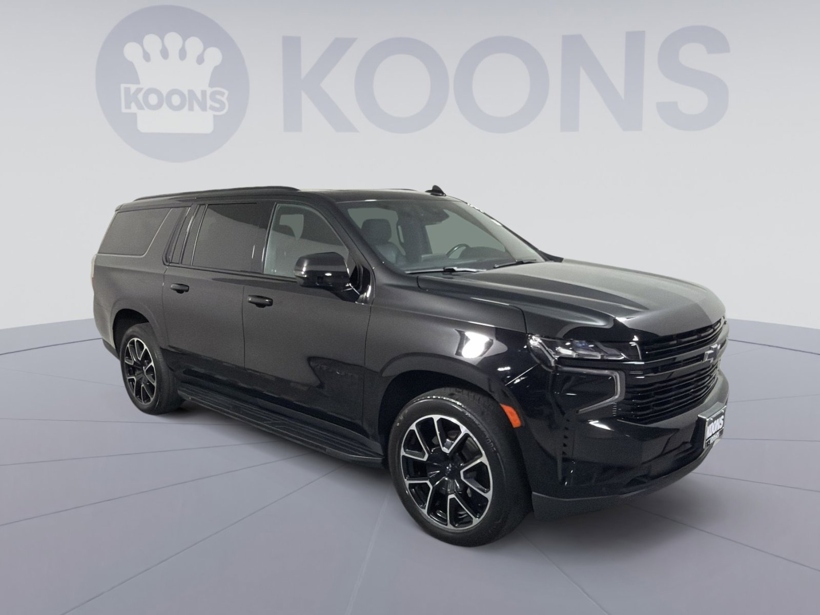 Used 2023 Chevrolet Suburban RST w/ Luxury Package image 10