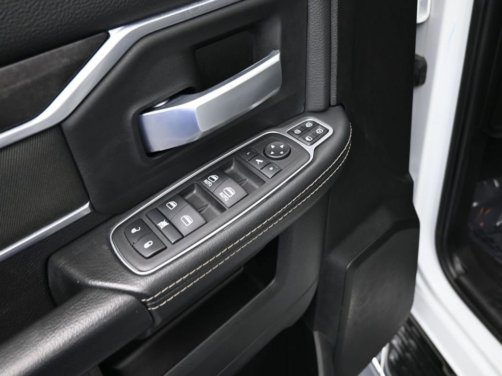 Used 2024 RAM 2500 Big Horn AWD/4WD image 15