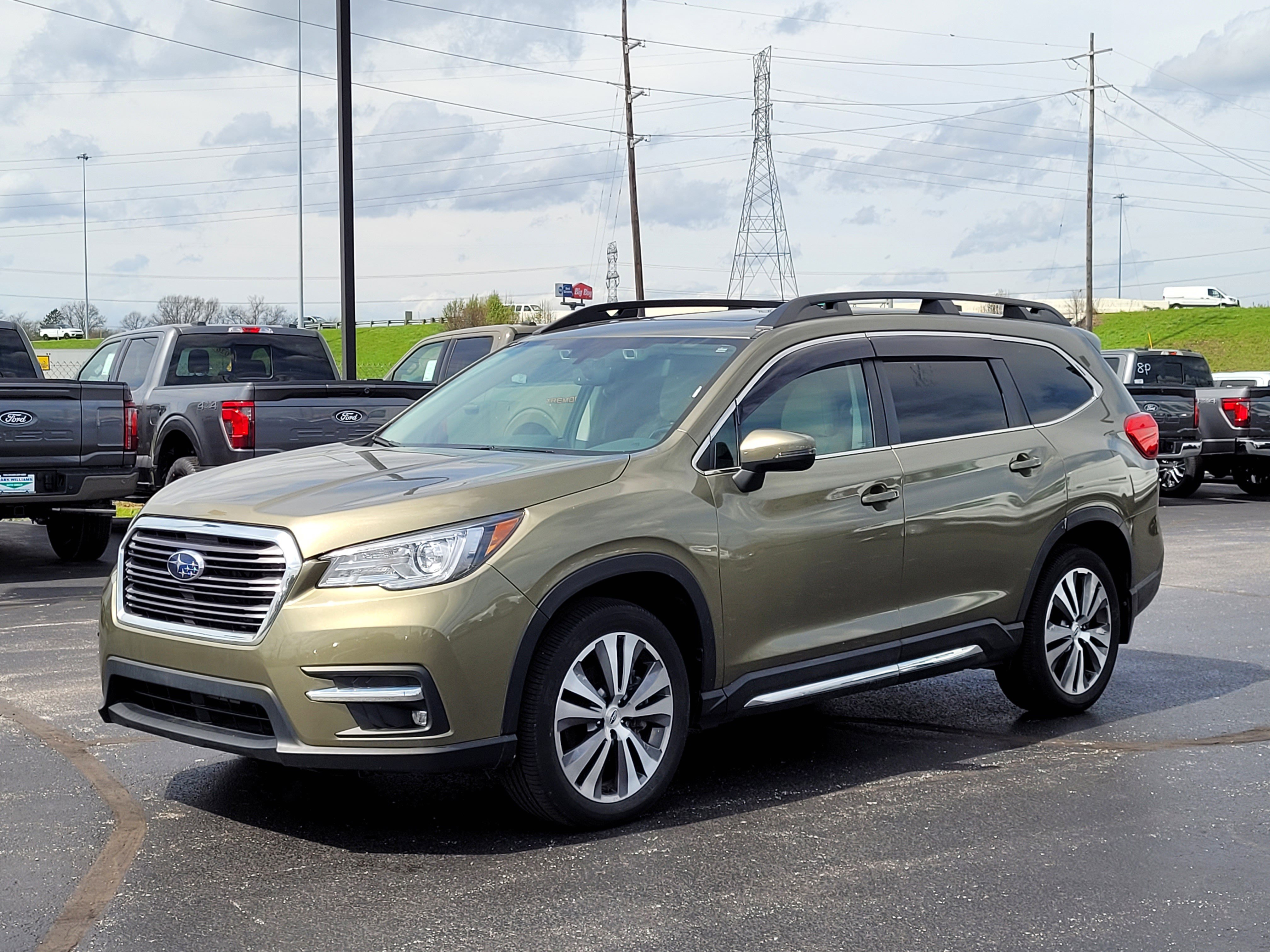 Used 2022 Subaru Ascent Limited w/ Technology Package image 8