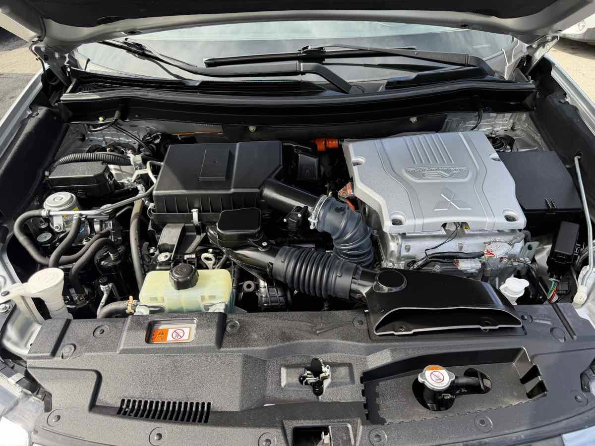 Used 2018 Mitsubishi Outlander GT image 20