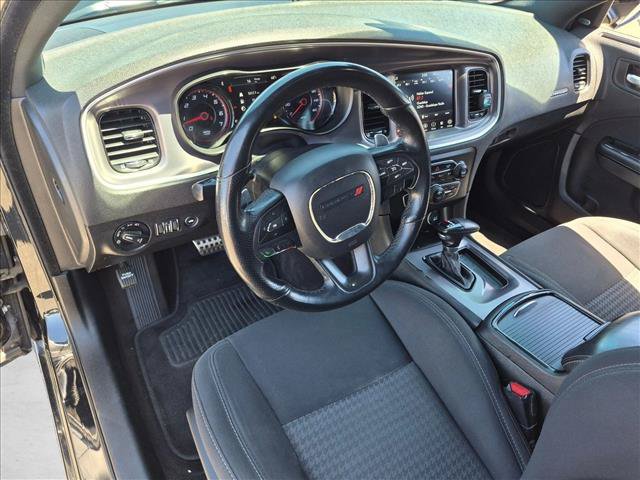 Used 2019 Dodge Charger R/T w/ Blacktop Package RWD image 10