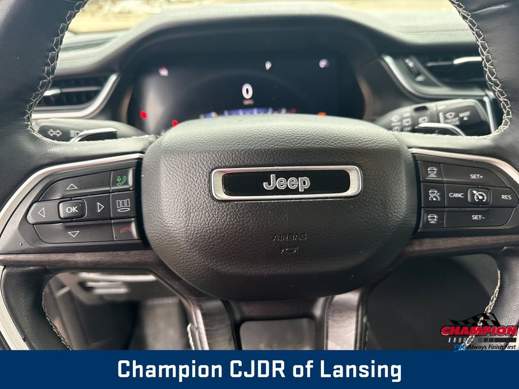 Used 2022 Jeep Grand Cherokee Limited image 16