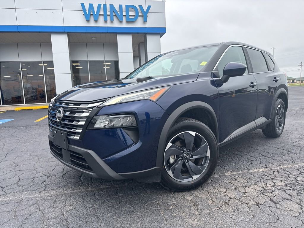 Used 2025 Nissan Rogue SV FWD image 1
